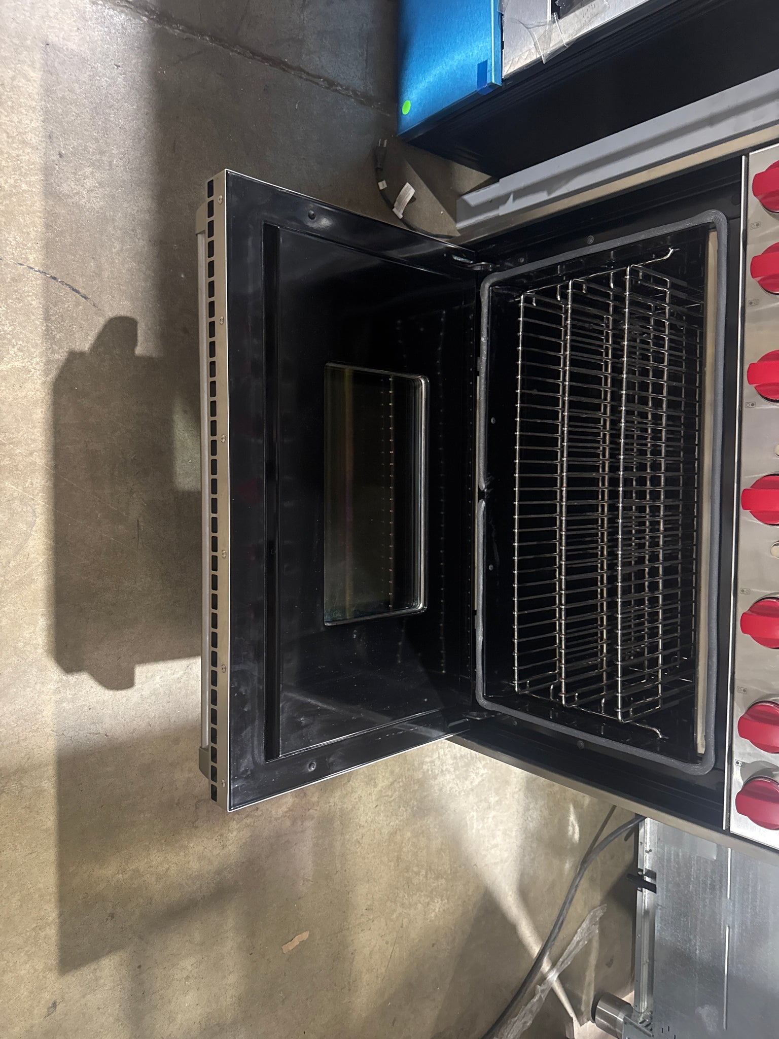 Gr366 Telescoping Rack Wolf GR366 36 Inch Pro-Style Gas Range with 6 Dual-Stacked Sealed Burn ...